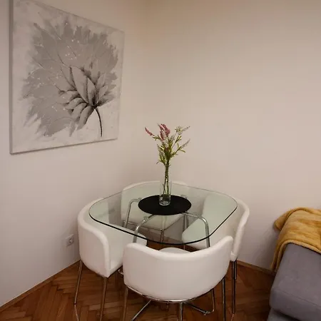 Tamy Lux * Belgrade